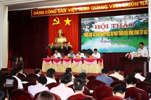 Đẩy mạnh ứng dụng các tiến bộ khoa học vào phục vụ sản xuất nông lâm nghiệp
